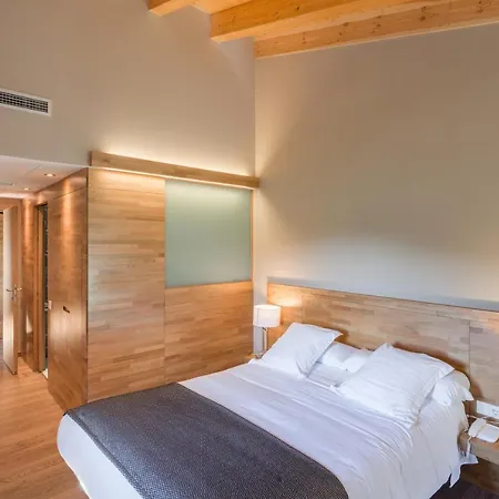 Les Planes Del Grau Hotel