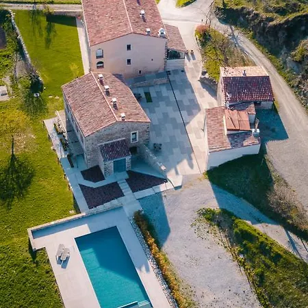 Les Planes Del Grau Hotel